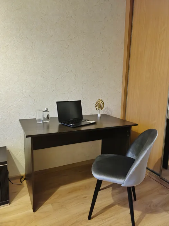 Апартаменты с балконом рядом с Комаровским рынком