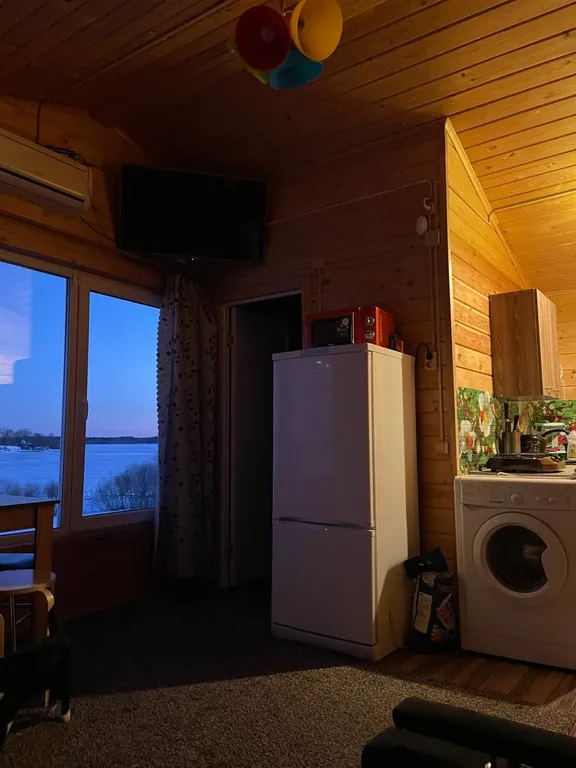 Коттедж Дом у озера — Ланино