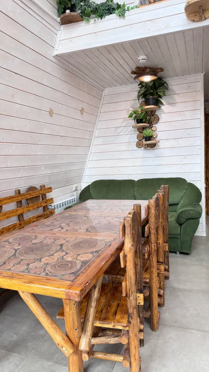 Уютный трёхэтажный дом