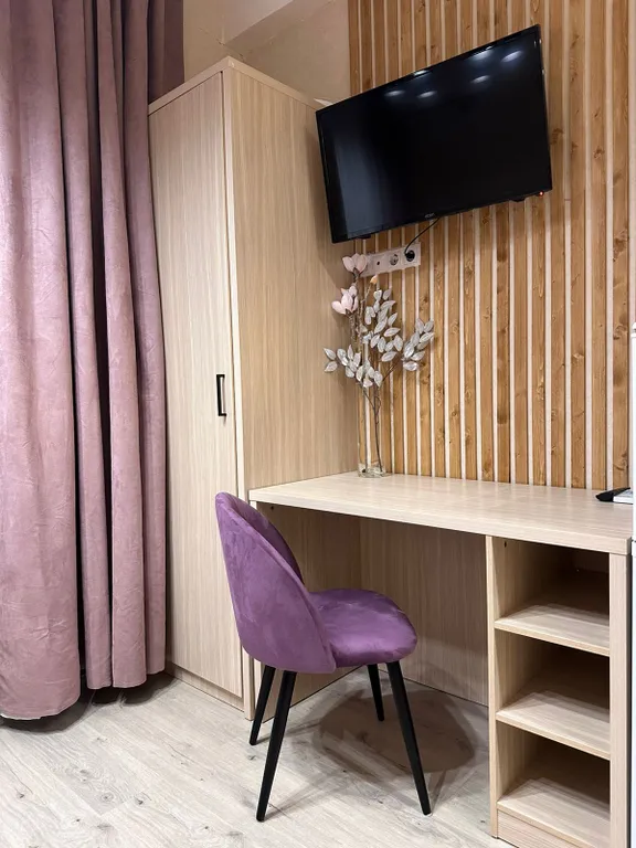 Уютная тёплая студия с видом на горы