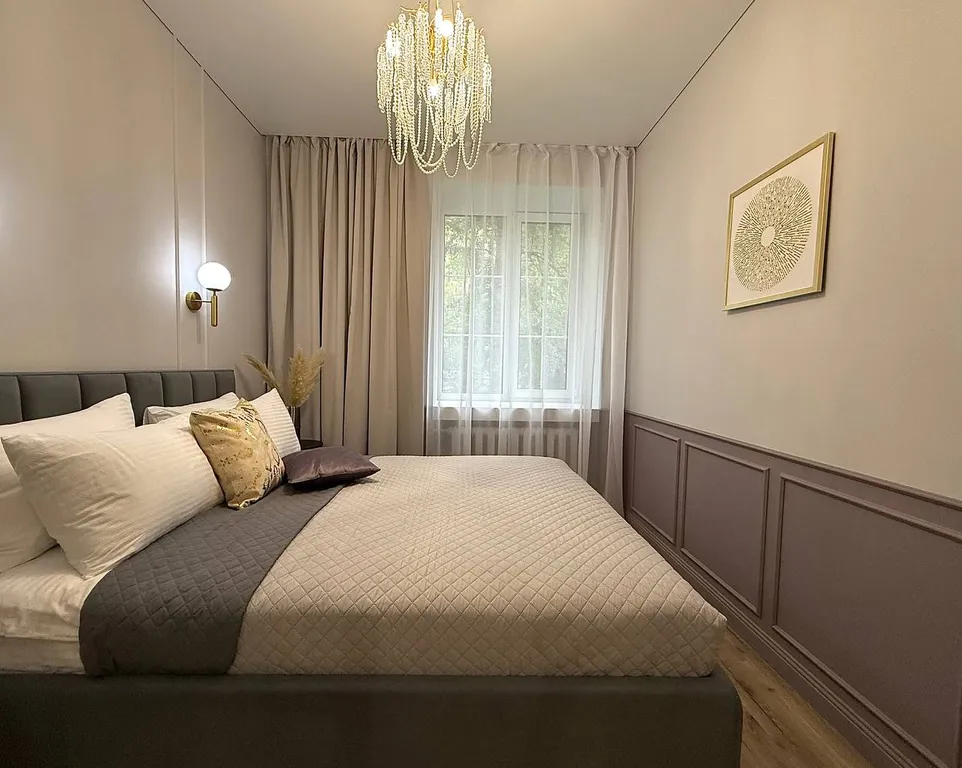 Апартаменты с камином и большой ванной