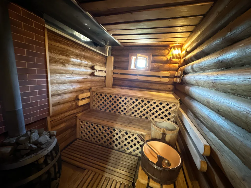 Деревянный дом изба