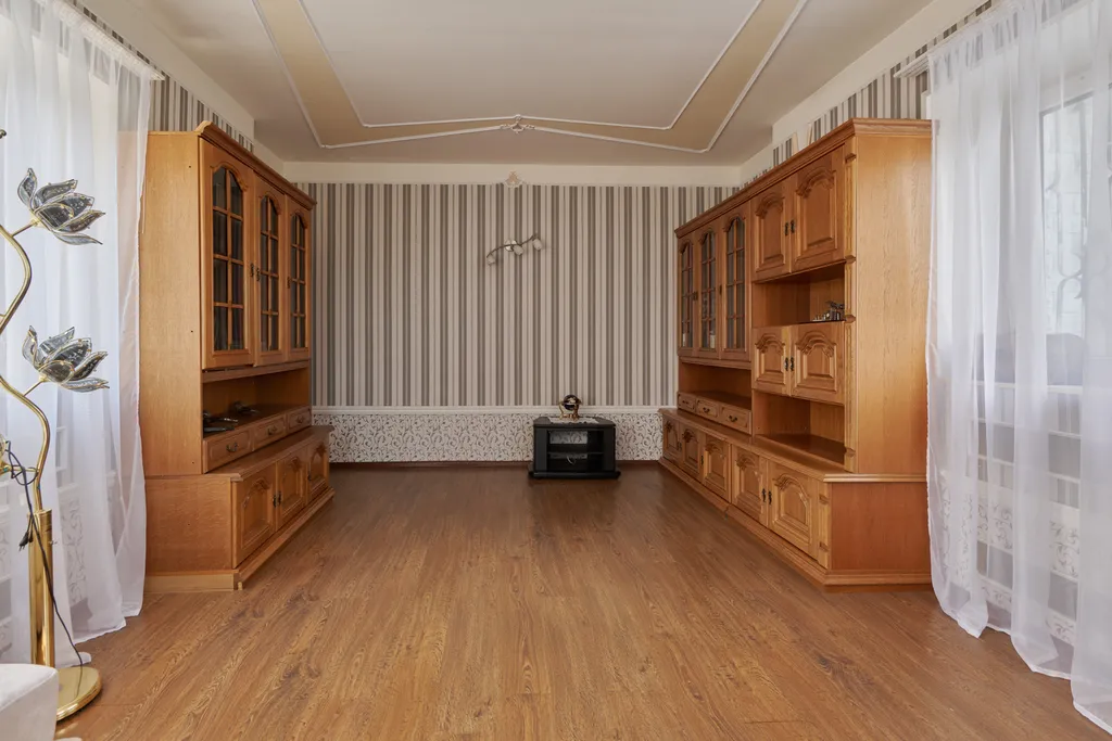 Уютный коттедж с бассейном и сауной