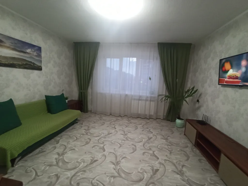 Квартира 2-комнатная квартира на Взлетке, рядом Автовокзал, Краевая больница, Глазной центр — Красноярск