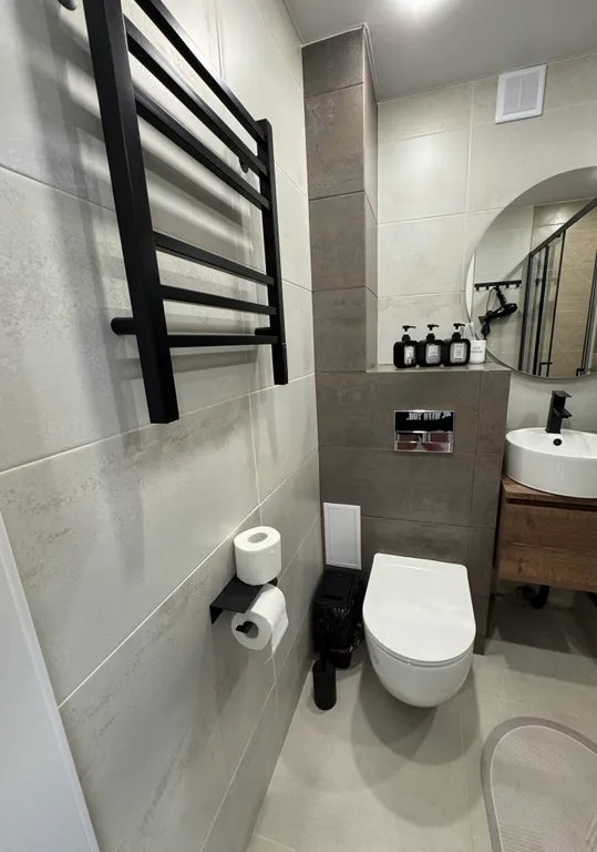 Комфортабельная квартира с тропическим душем на набережной