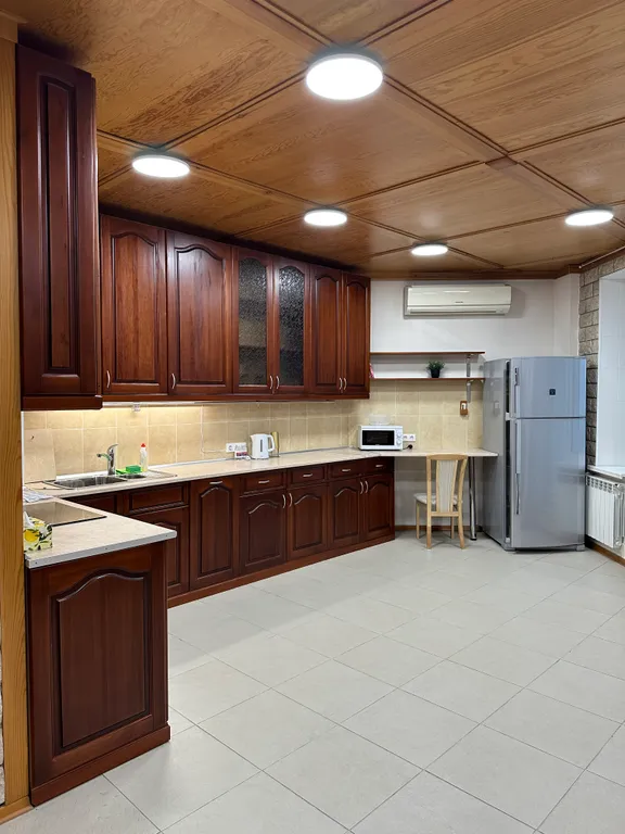 Квартира Квартира Комфортная просторная студия в тихом центре рядом с парком — Новосибирск