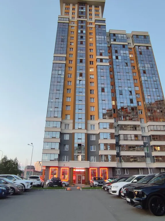 Квартира Квартира Уютная студия с бесплатной парковкой — Санкт-Петербург