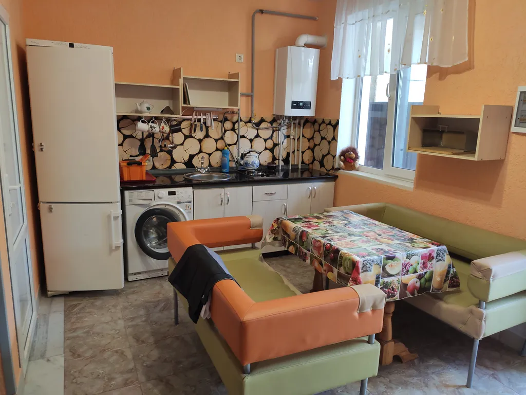 Коттедж Уютный коттедж возле Лазурной набережной — Евпатория