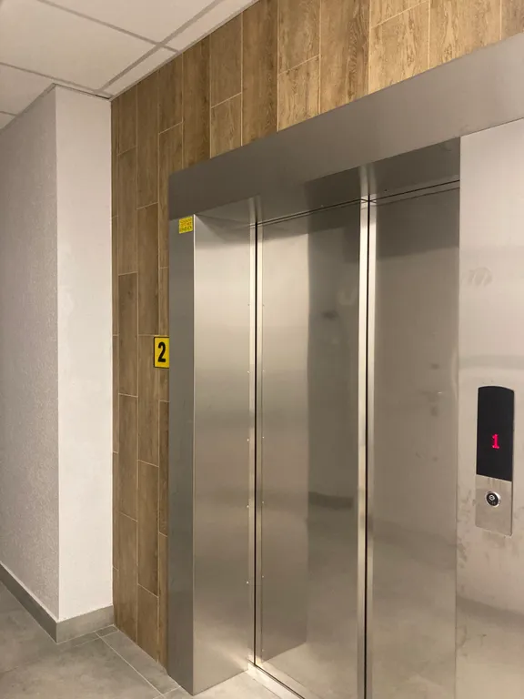 Уютная и стильная студия в горах между озером и морем