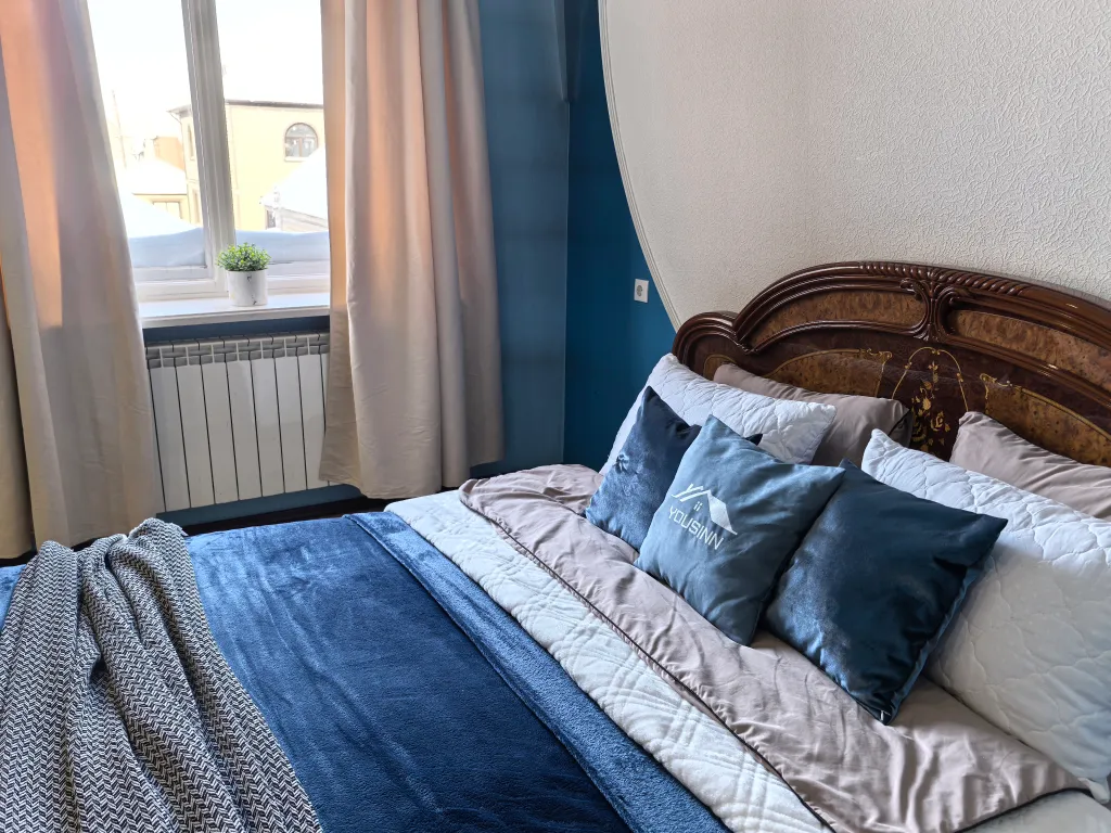 Коттедж в центре города с бассейном