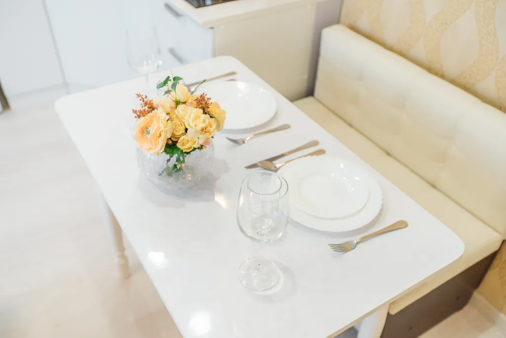 Студия на Хрустальной