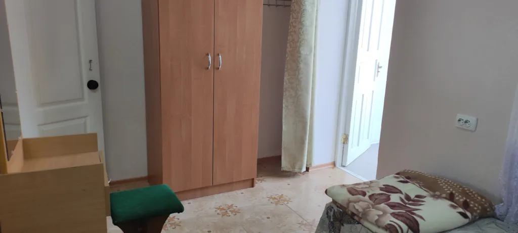 Трехместный номер № 4 в 400 метрах от моря