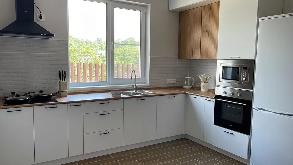 Коттедж Дом в 300 метрах от моря — Беранда