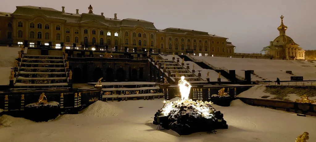 Видовая квартира напротив фонтанов Музея-заповедника Петергоф