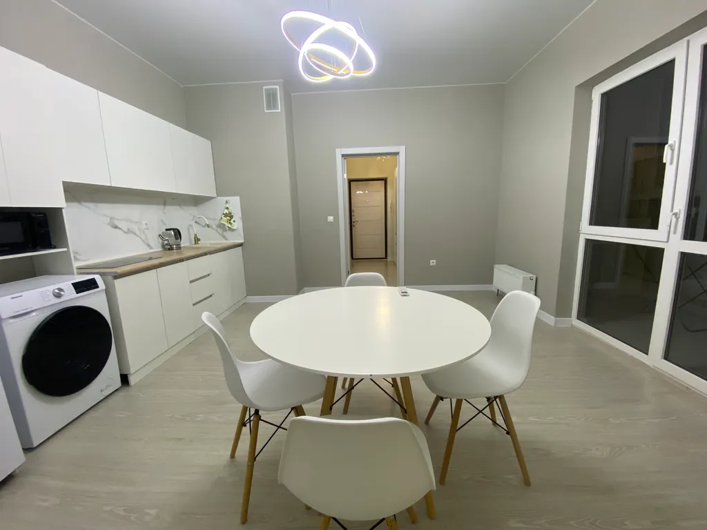 С видом на море, горы и закат Уютная квартира