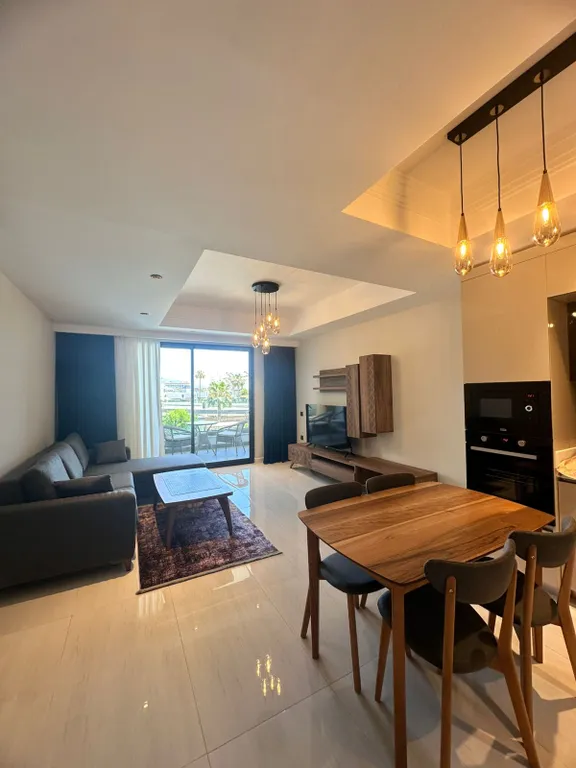 Квартира 1+1 в Azura World c видом на бассейн и аквапарком