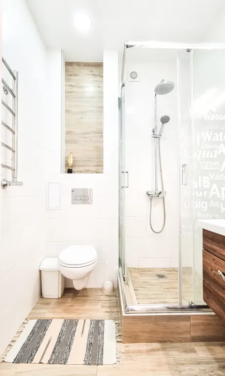 Студия с видом на сосновый лес