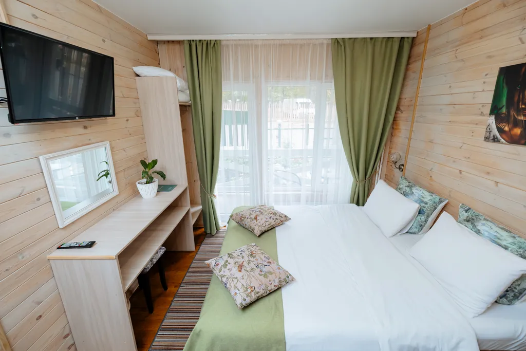 Грин Джуниор Сюит двухкомнатный