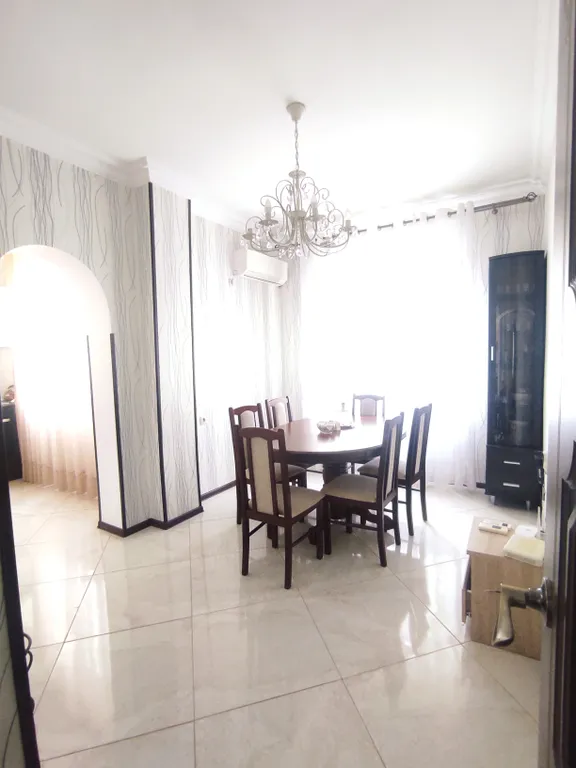 Уютная 3  квартира под ключ в центре Сухума