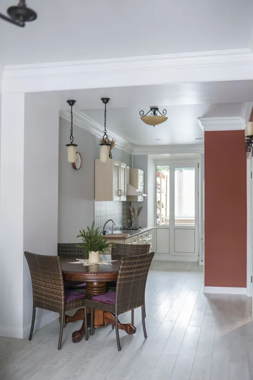 4-комнатная Квартира