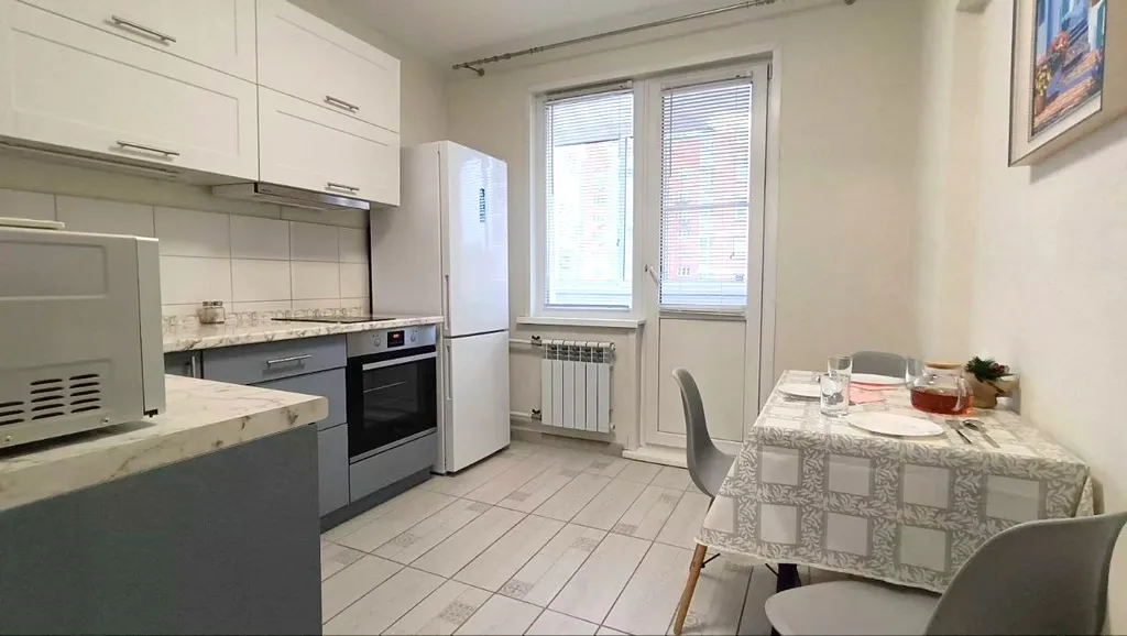 Квартира Светлая и комфортная квартира в микрорайоне северный — Красноярск