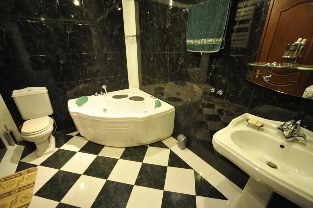 4-комнатная Квартира