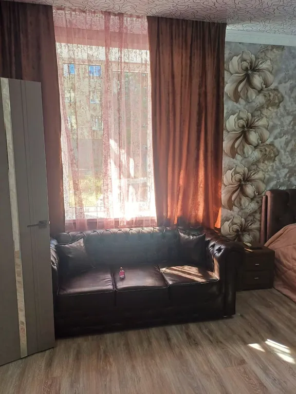 Уютная квартирка в центре города с камином