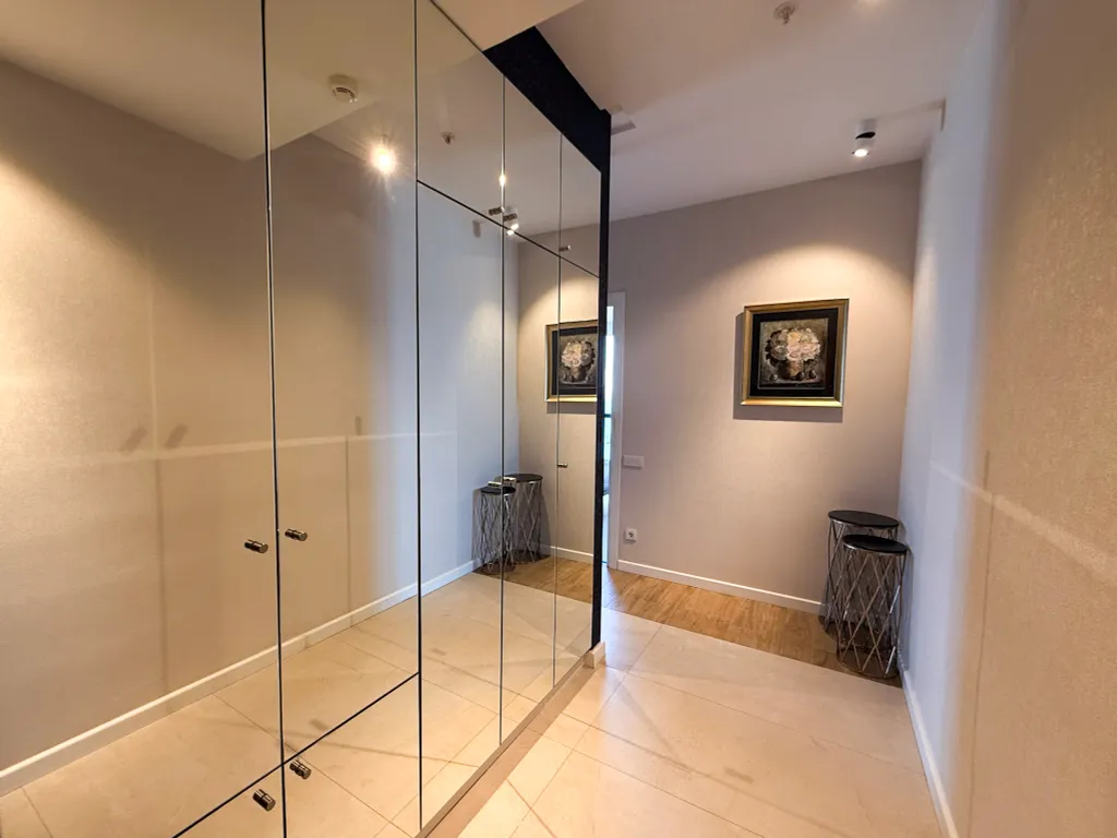 Трехкомнатная квартира на берегу моря, Porta Batumi Tower