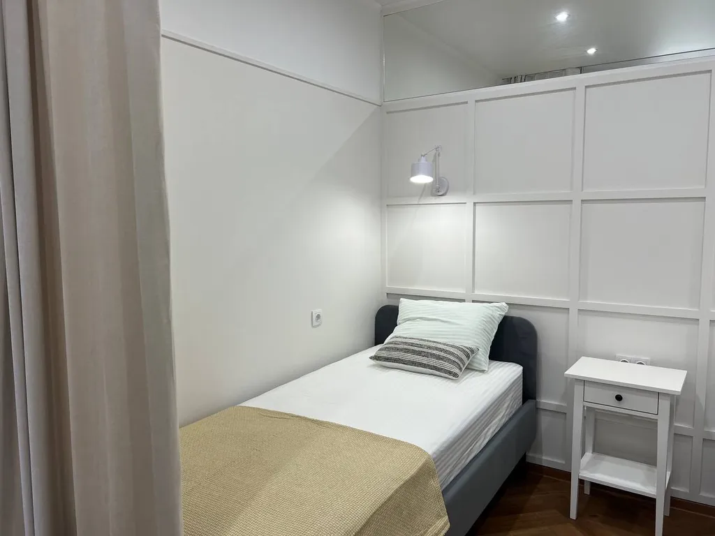 Квартира с современным минимализмом и винтажным шармом