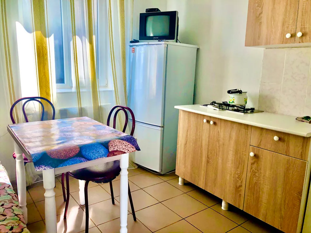 Трехместный номер с кухней и 2 отдельными кроватями