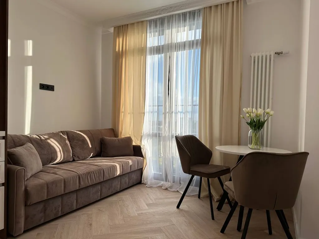 ДзенХоум Характер