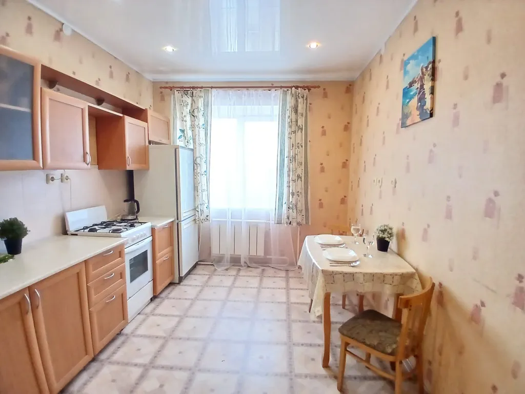 Яркий семейный 2х комнатный апартамент в центре