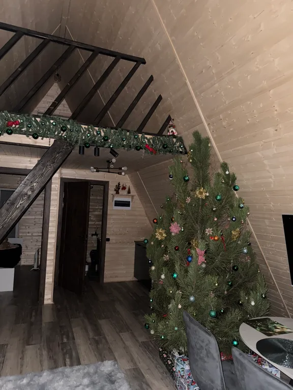 А-фрейм рядом с парком Лога