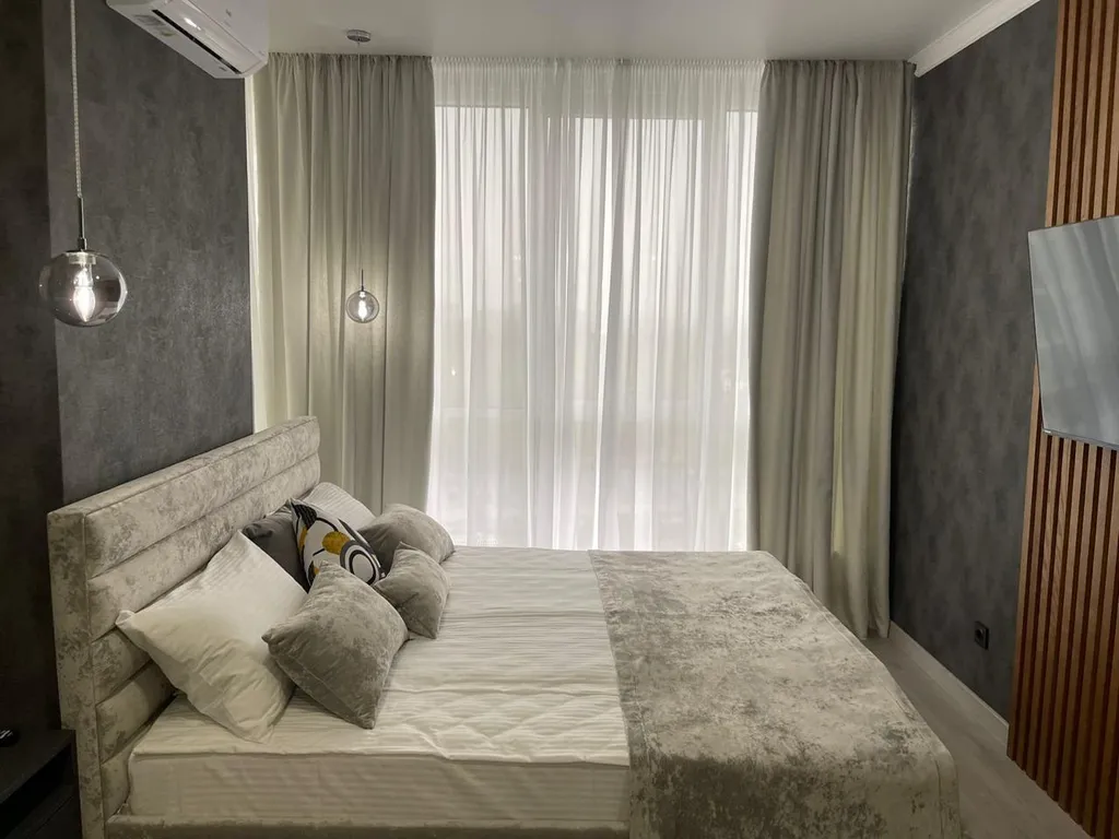 Квартира Стильный апартамент Черный Жемчуг Делюкс в центре Краснодара — аренда посуточно в Краснодар