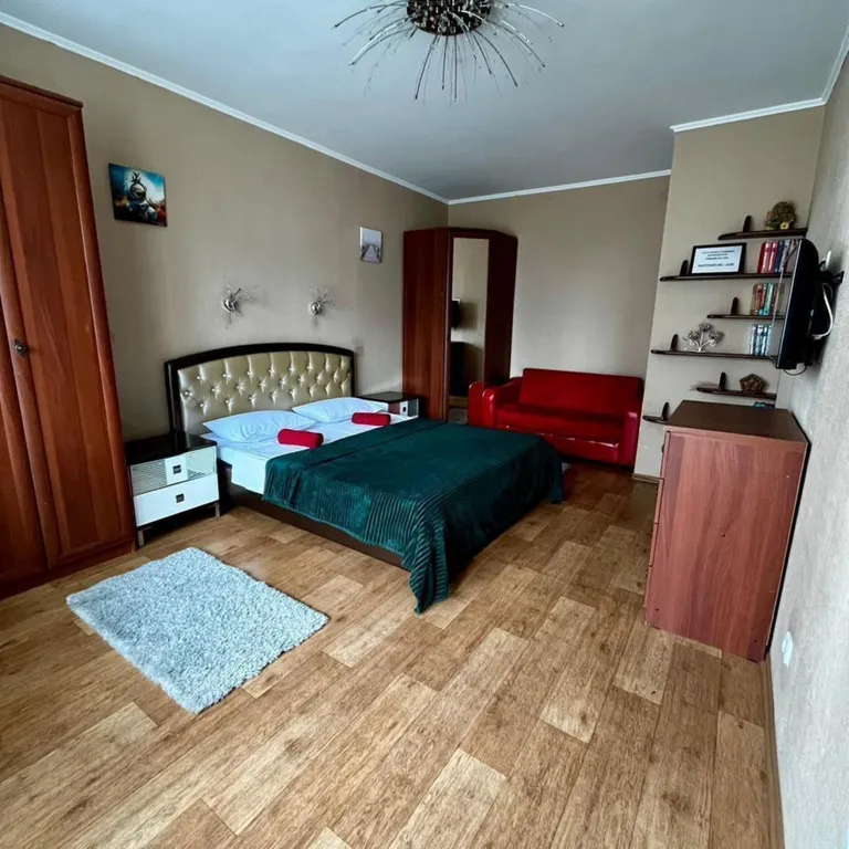 Уютная квартира в микрорайоне Взлёта, рядом ТРЦ Планета