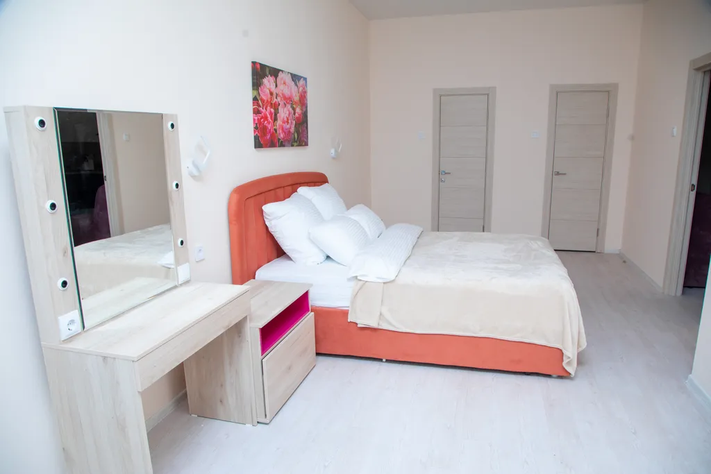 Квартира Комната — Тихвин