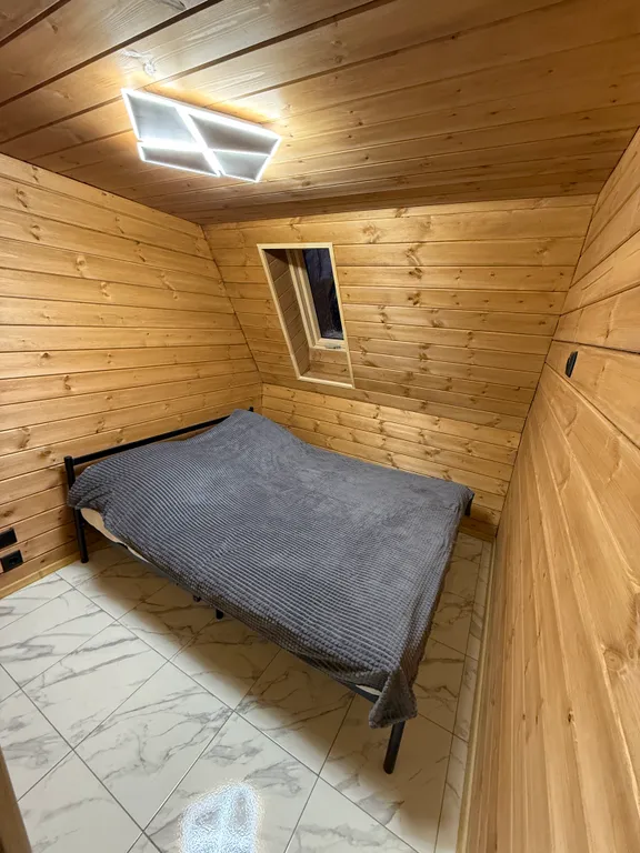 Коттедж 3-комнатный Дом — Деревянное