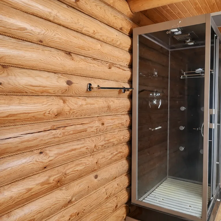 Коттедж с баней и бассейном - купелью на 8 человека Леноблости