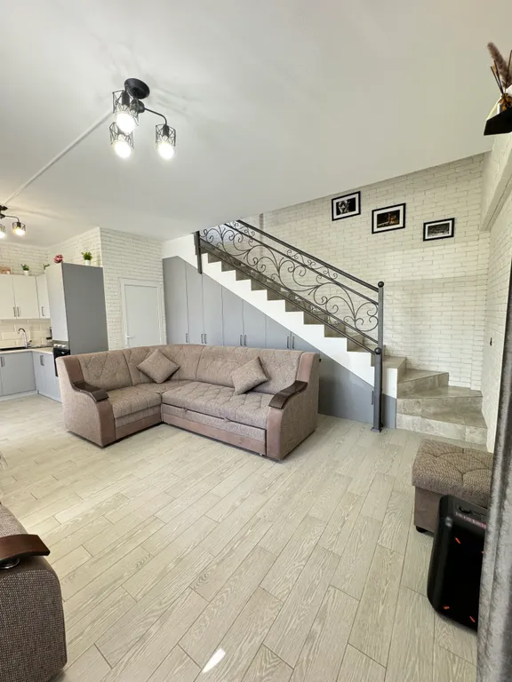 Уютный дом среди гор с джакузи