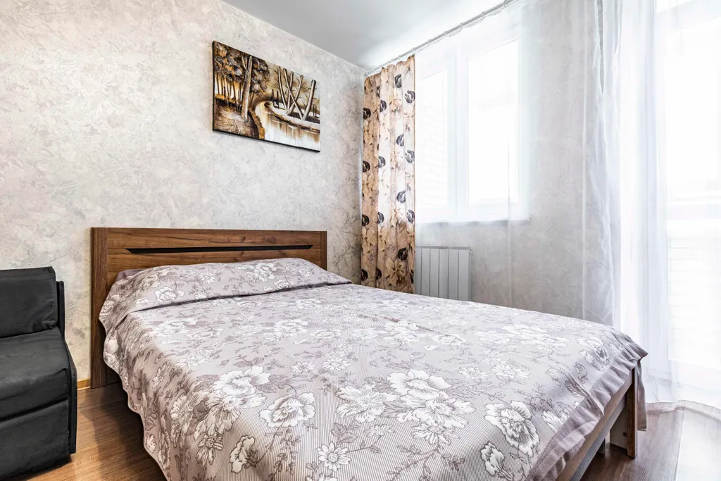 Квартира-студия с балконом для командированных и отдыха