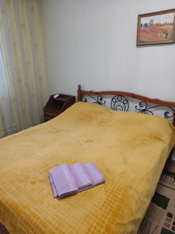 2-комнатная квартира чистая и просторная после ремонта