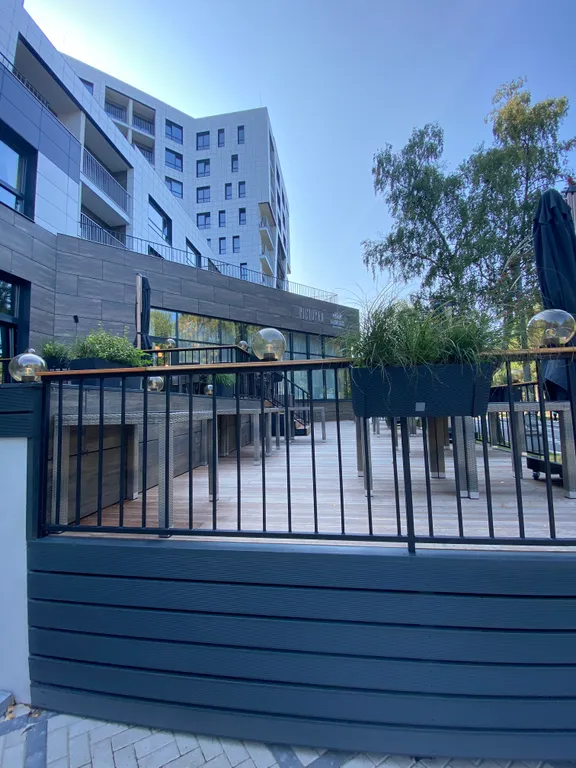 Морское шале с террасой