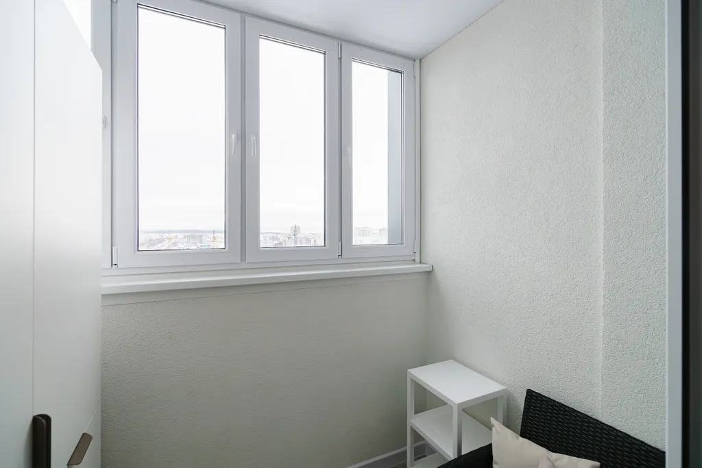 Студия с видом на город и Волгу