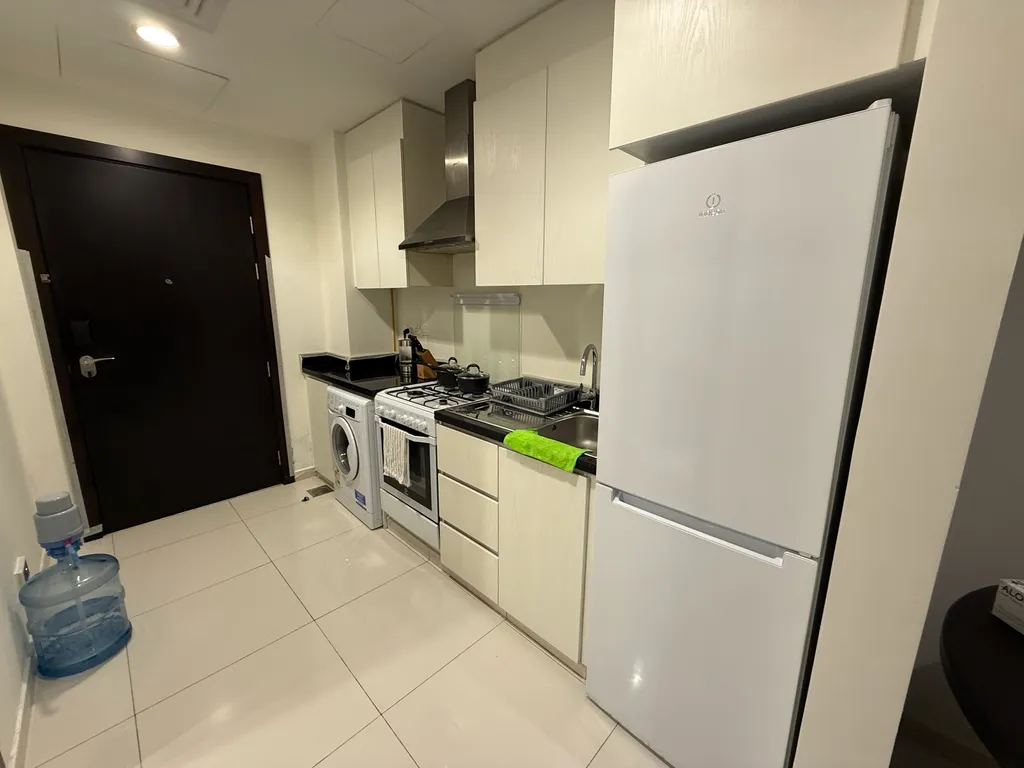 Студия у аэропорта Al Maktoum (DWC)