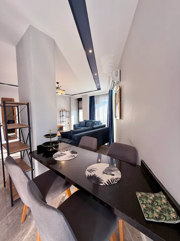 SA Apartments! Luxury 2bd Flat 150m to the Beach