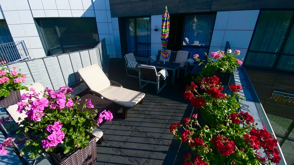 Морское шале с террасой