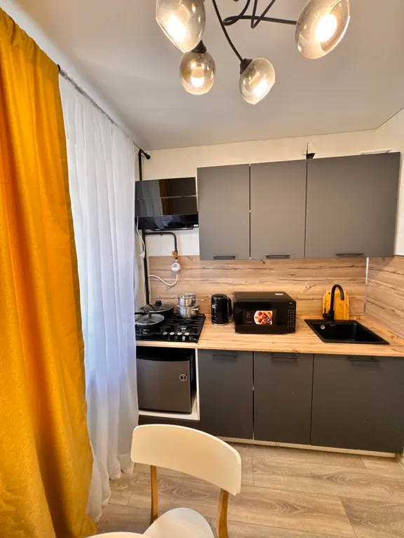 Двухкомнатная квартира в шаге от исторического центра