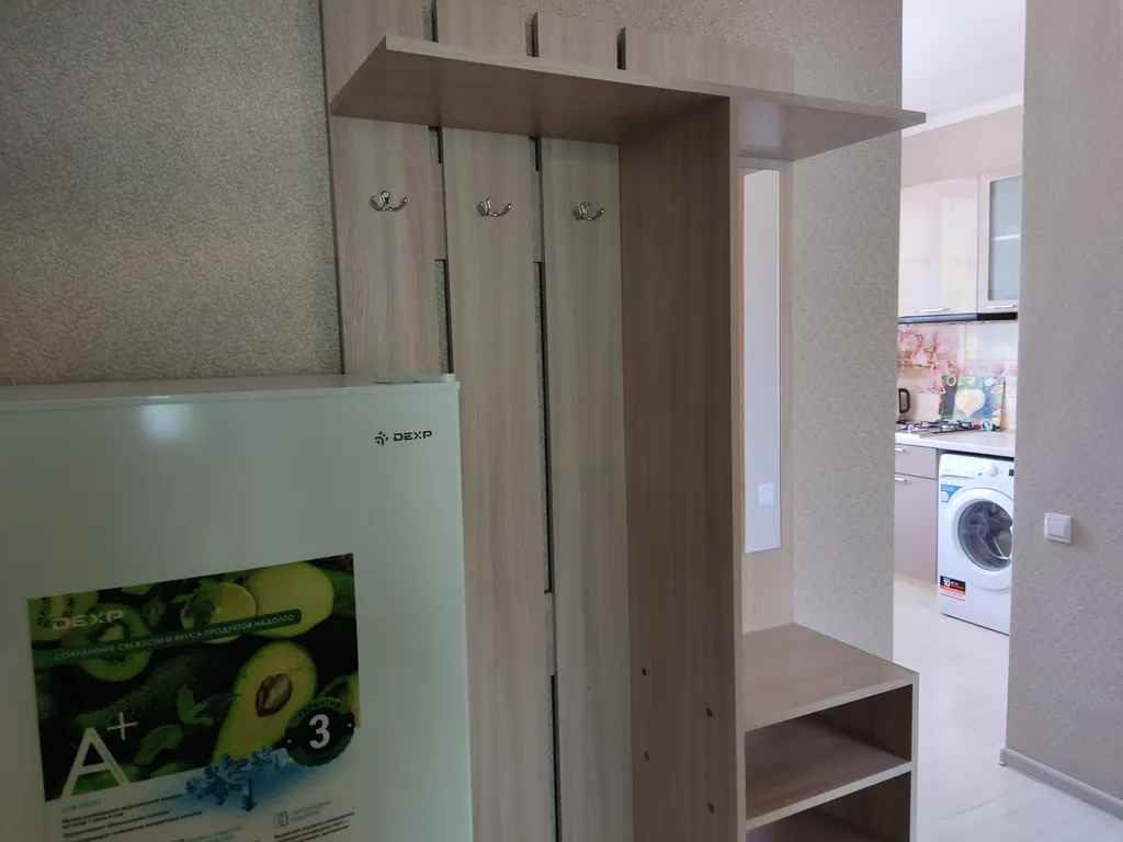 Дом со своим двором и парковкой