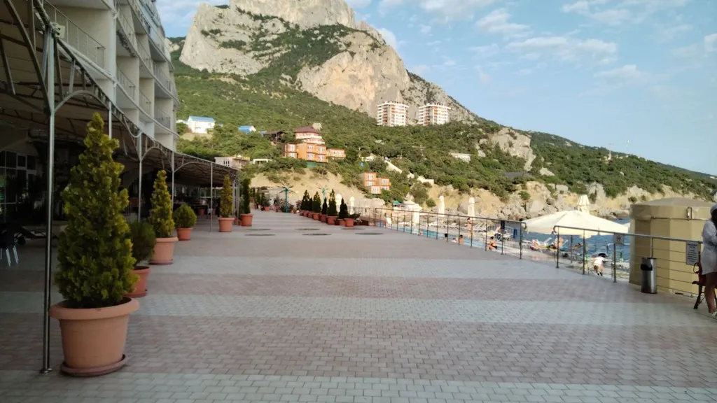 Уютные апартаменты с видом на море и горы