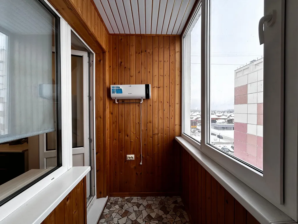 Современная квартира рядом с МНТК имени Федорова и СК Заря